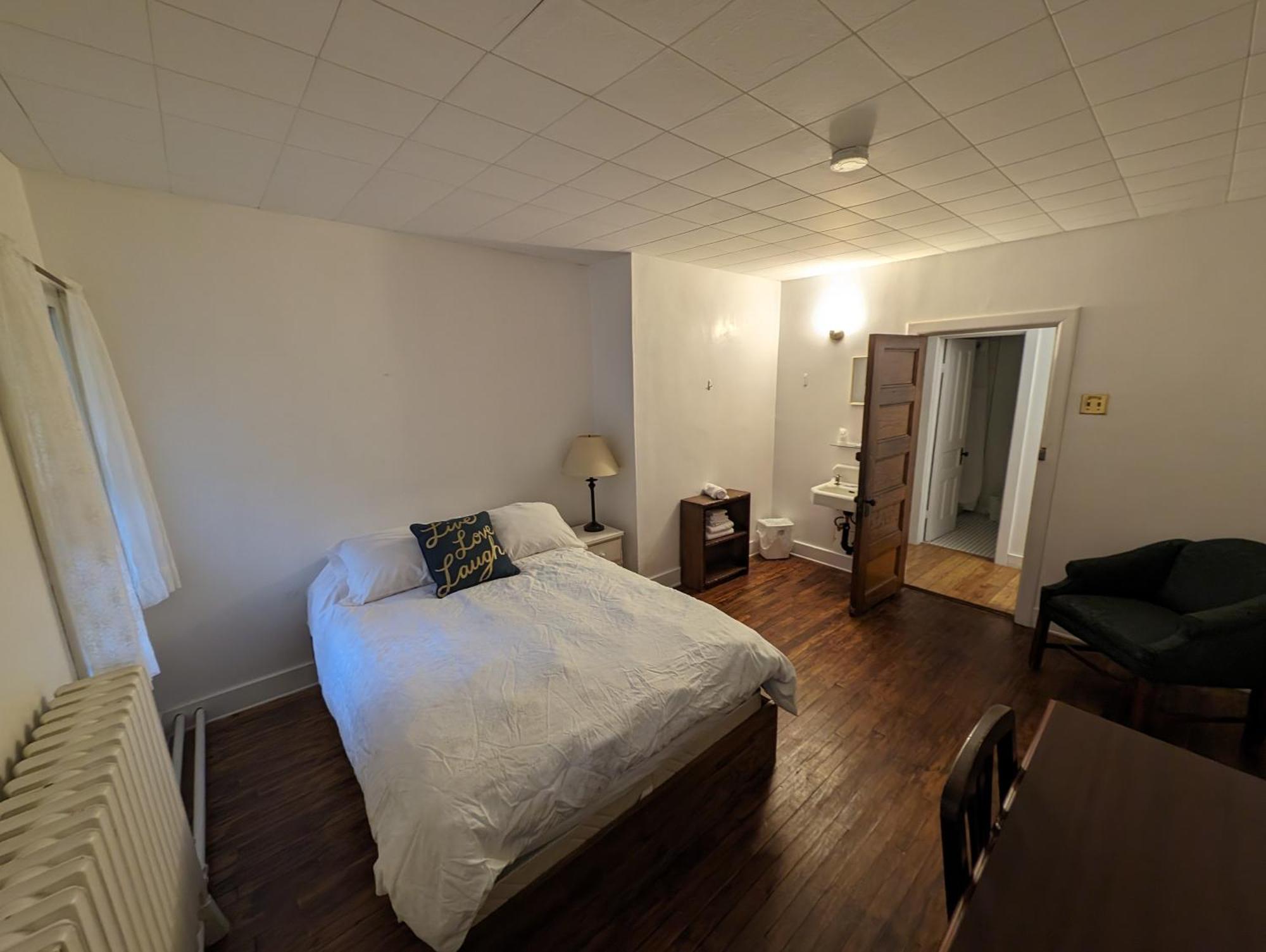Pine Lodge Bristol Eksteriør bilde